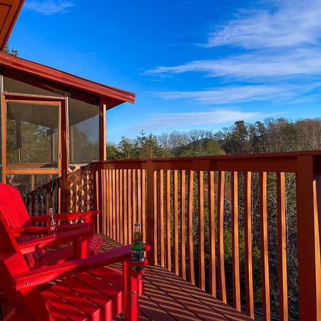 Luxurious Pigeon Forge Cabin, W/ Hottub, Easydrive, Arcade Game, Panoramic Views Exterior photo